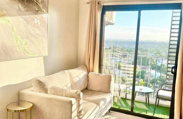 NEW! 1BR w/Balcony & FREE Parking at The Hive Residences @ CasaArbo