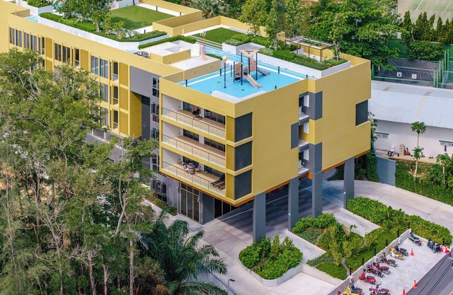 New 2-Bedroom Apartment Laguna, Bang Tao Beach - up to 5 Persons, 1 min to Beach