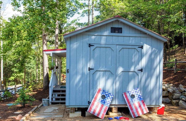 NEW 2 Tiny Home Combo at Farmstead Lake Lure 2mi