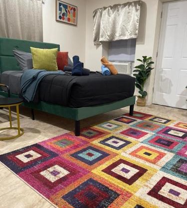 New 4 Apts-198-3 Bed Apt 1st Floor & 3 Bed Apt 2nd Floor - 1 Bed Studio Apt Ground Floor & 1 Bed Studio Apt Ground Floor near Penn Station EWR Airport Hospital NYC