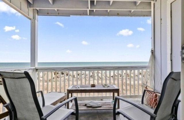 NEW! A Sea Escape 1-Bedroom Villa