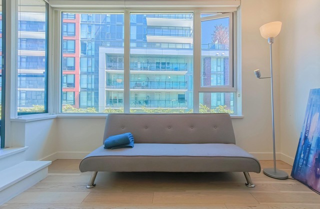 NEW Air Condition Condo Perfect for 6 | Near Night Market