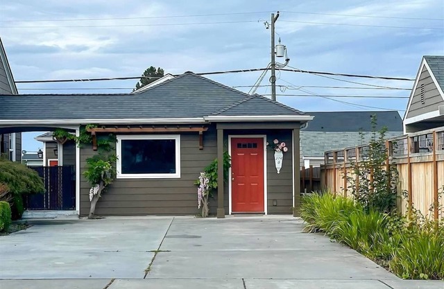 New! Charming 1-Bedroom ADU Near Downtown Sequim