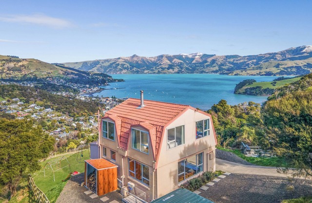 New Farm - Akaroa Holiday Home