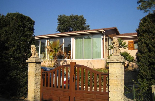 NEW -House in quiet location 7 km from beaches