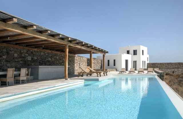 NEW LIBERATION VILLA 2 MYKONOS