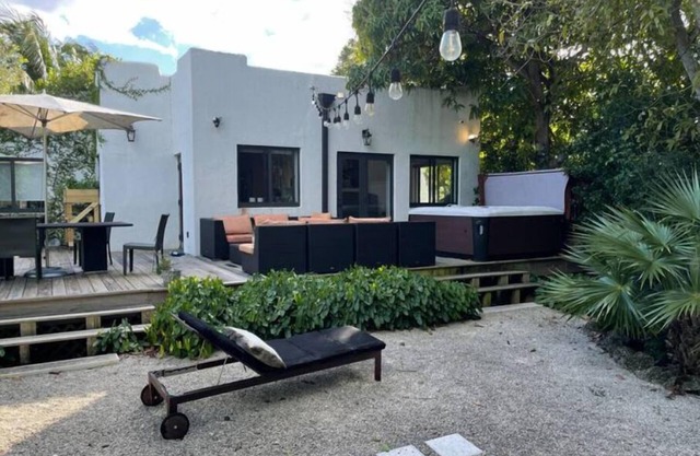 NEW Listing - Design District/Wynwood/Mid-town entire home