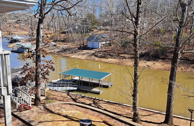 New ListingnWarren Cove 6bd 3.5ba home Sleeps 22, ramp, dock plenty of parking