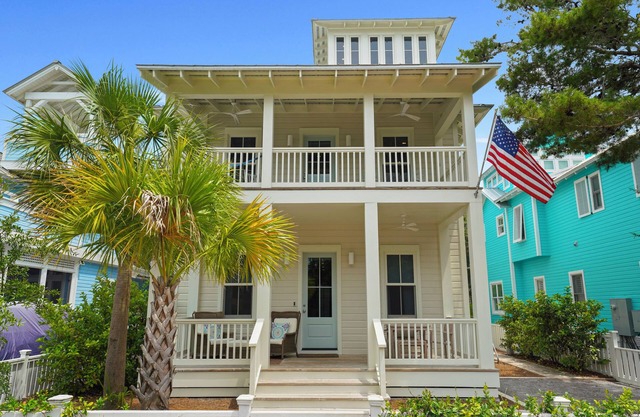 New Luxury Build in Seaside, Florida, Tower w/Gulf Views - 381 Ft to Beach!