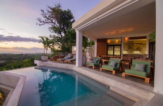 NEW Luxury IBiZA StyLe ViLLa @ BoNiTa BEACH