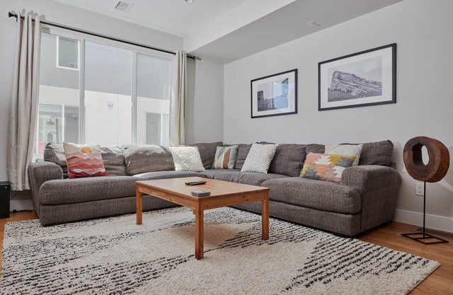 New Modern 3-Bedroom in Sloan's Lake. 5 minutes to downtown!