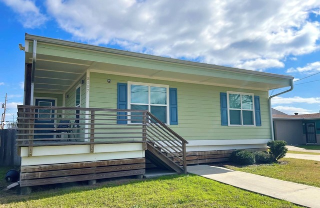 NEW Modern 3bd retreat in fabulous NOLA