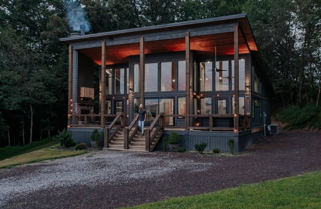 New Modern Boho Escape W/2 King Suites + Hot Tub Near DT