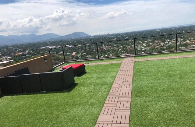 *NEW MODERN PENTHOUSE