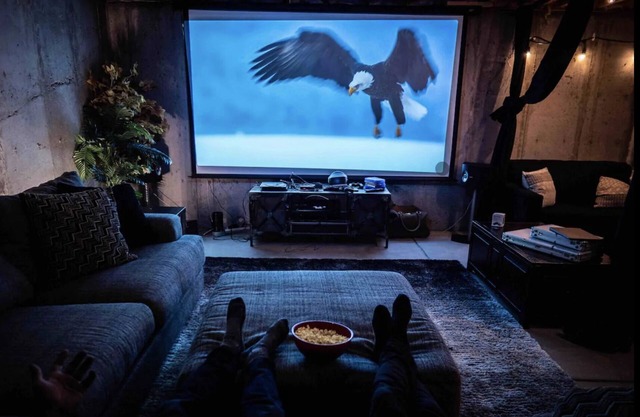NEW! New Year’s Party Pad: Game Room, Theater Room, Hot Tub, 420 ok! Sleeps 20