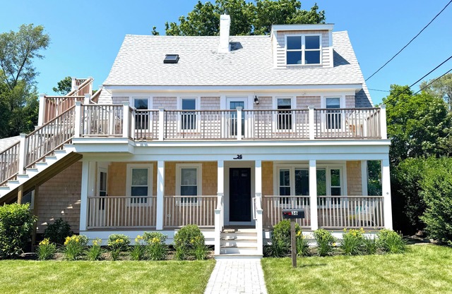 NEW! Ptown Pearl–Rare Gem w/Porch + Deck, Parking + Prime Local, 2BR/AC/Grill