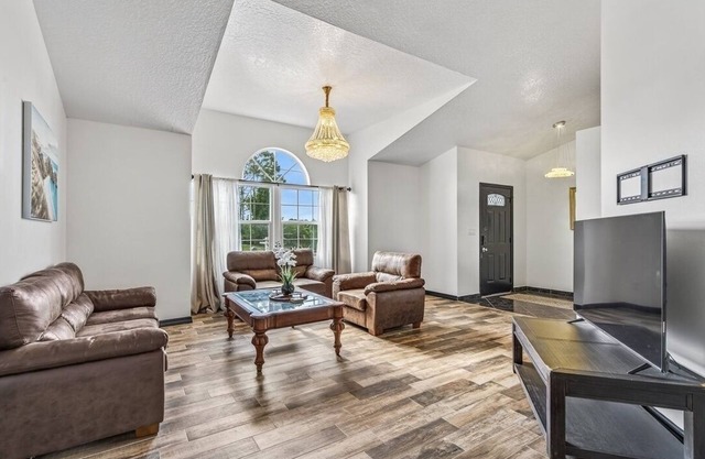 NEW! Relaxing Family Retreat in the Heart of Sebastian