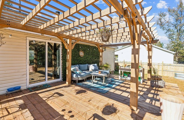 NEW! Spacious Pet Friendly Forest Retreat w/EV Charger