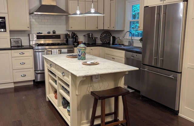 NEW! Stately 3BR/2.5BA near Rockwood
