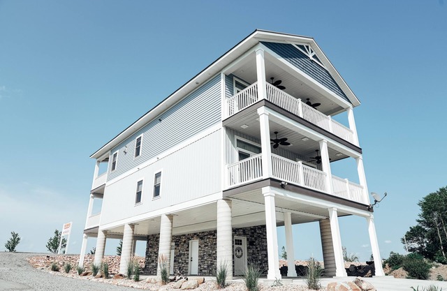 NEW-The Aruba House at Indian Lake