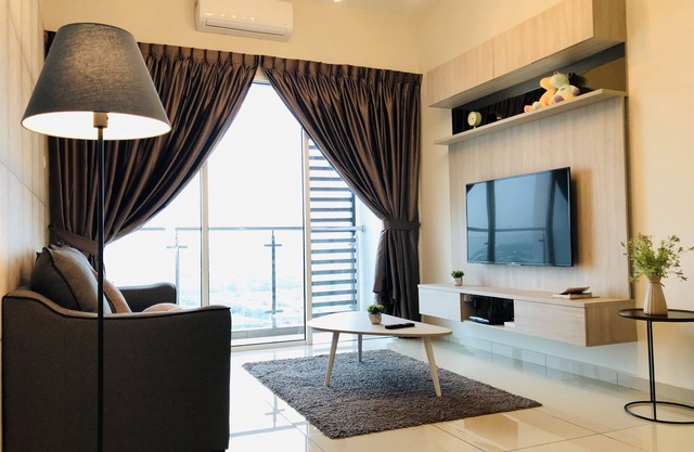 NEW! The ZestHouse at Parkland Residence/8 mins drive to Jonker/10 Pax