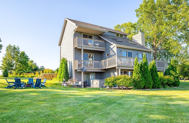 New! Thunder Bay Ridge | Hot Tub*Fire Pit*Game Room*Coffee Bar*Stunning Sunsets!