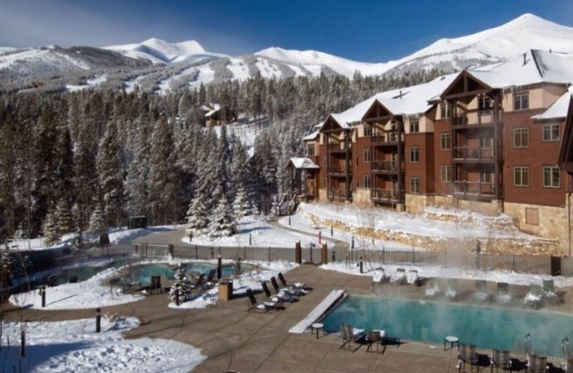 ~NEW YEARS EVE on MTN!~Ski in/Out Luxury Resort/Spa - DEC 28, 2024 - JAN 4, 2025