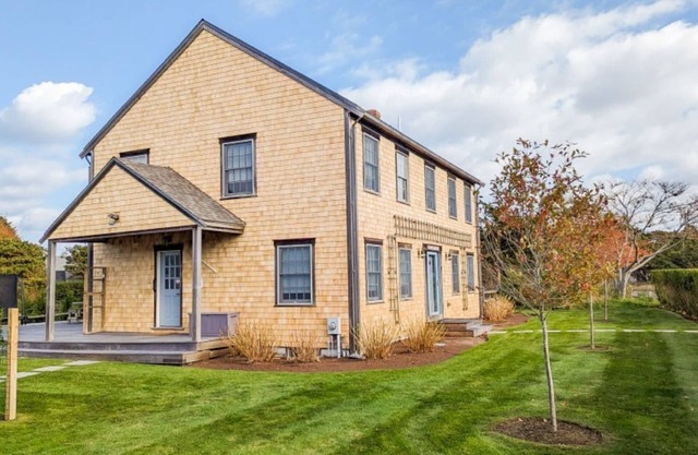 Newly Renovated 4 bedroom in quiet neighborhood. Perfect for families.