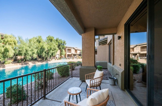 NEWLY RENOVATED Light and bright waterfront townhome in Chandler.