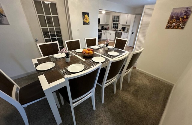 Newly Updated Specious & Cozy & Modern Retreat