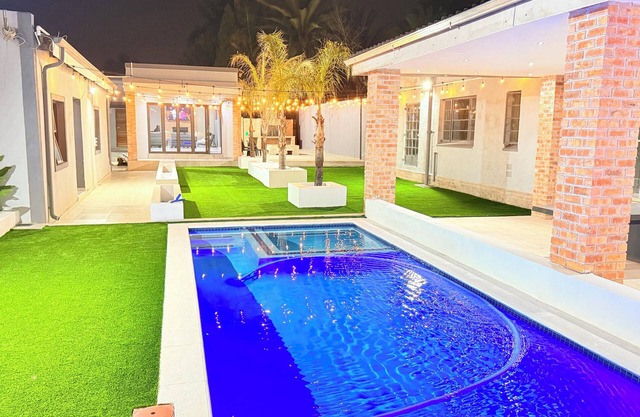 Nexus Luxury Lodge