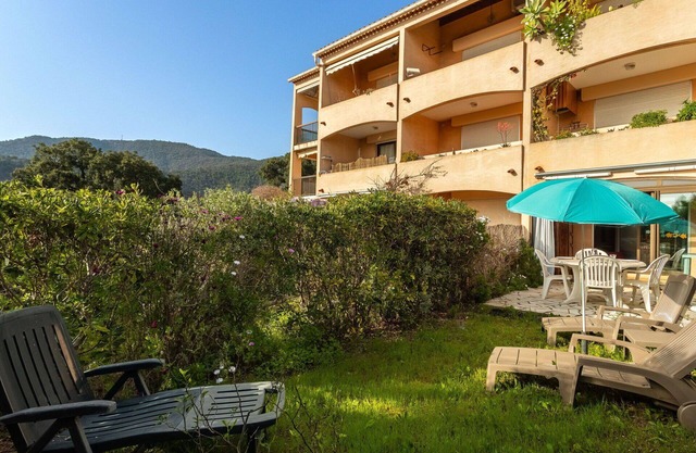 Nice apartment for 3 people with WIFI, A/C, TV, patio and pets allowed