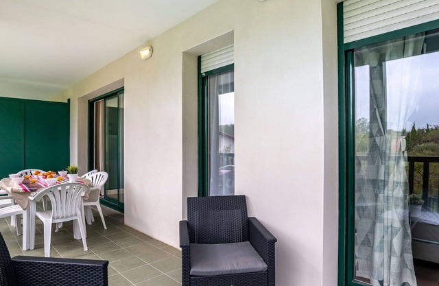 Nice apartment for 6 guests with pool, WIFI, TV and terrace