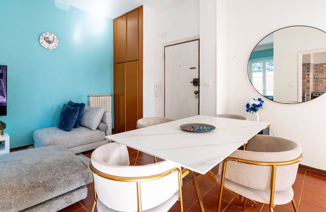 Nice apartment for 4 guests with A/C, WIFI, TV, balcony, pets allowed and parking
