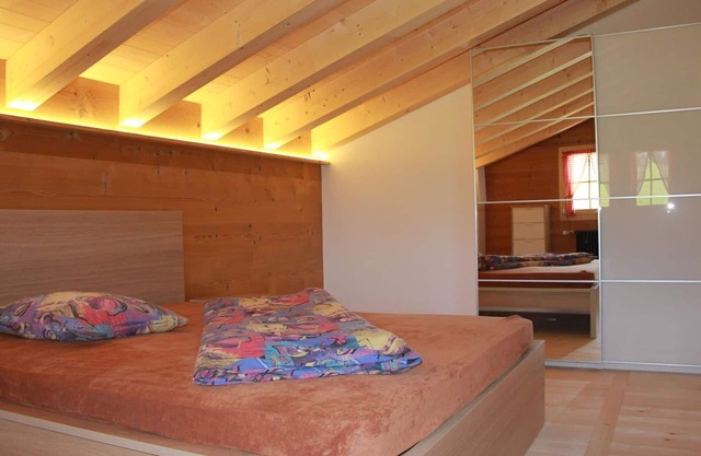 Nice apartment for 10 guests with TV and balcony