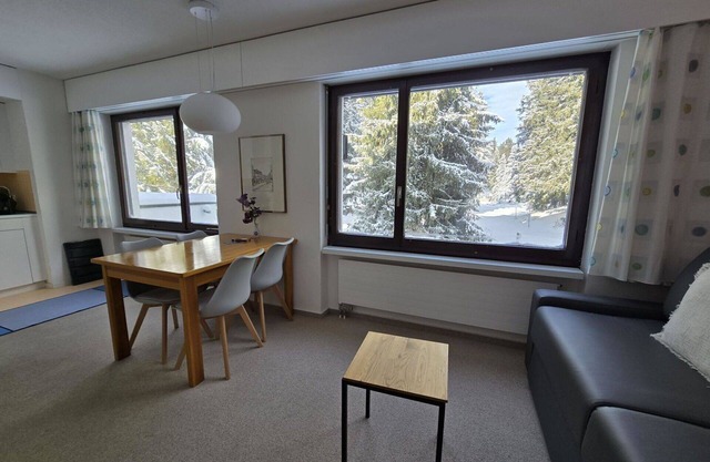 Nice apartment for 2 guests with WIFI, TV and pets allowed