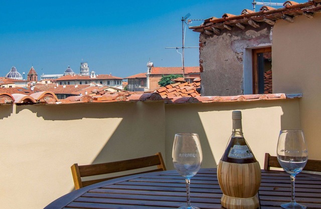 Nice apartment for 2 people with WIFI, A/C, TV, terrace and pets allowed