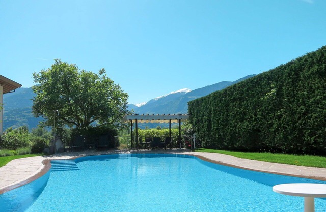 Nice apartment for 3 people with WIFI, hot tub, pool, A/C, TV, balcony and pets allowed
