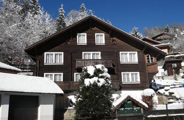 Nice apartment for 4 guests with WIFI, TV, balcony, pets allowed and parking