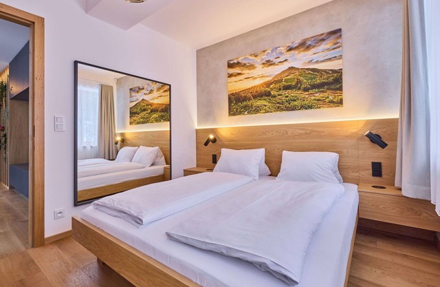 Nice apartment for 4 people with WIFI, TV, pets allowed and parking