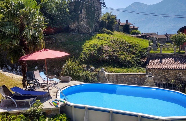 Nice apartment for 4 guests with pool, A/C, WIFI, TV, terrace and pets allowed
