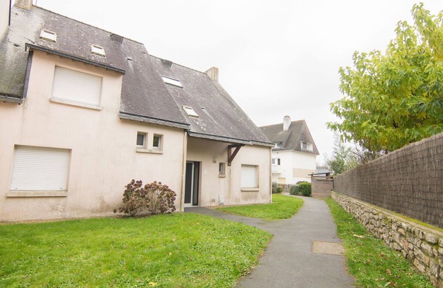 Nice apartment for 4 guests with WIFI, TV, balcony and parking