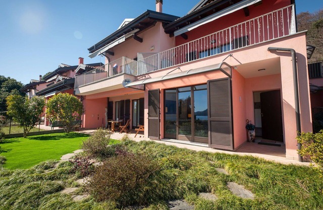 Nice apartment for 5 people with WIFI, TV and patio
