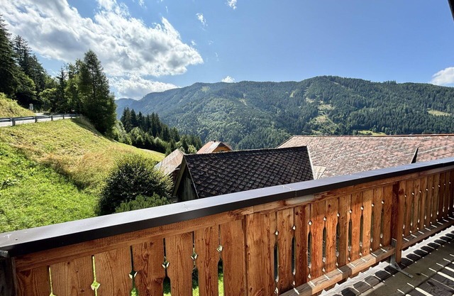 Nice apartment for 6 people with WIFI, TV, patio and pets allowed