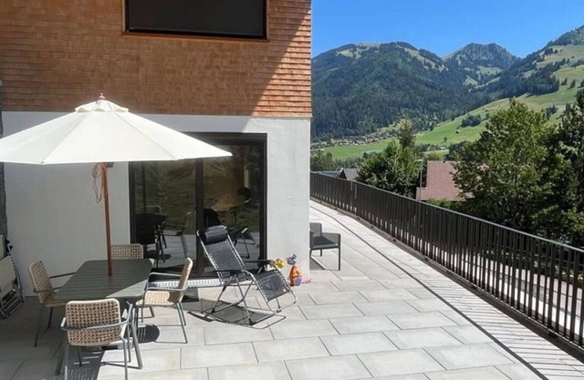 Nice apartment for 4 guests with WIFI, TV and balcony