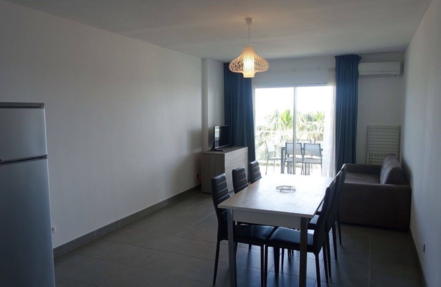 Nice apartment for 6 guests with A/C, TV, terrace, pets allowed and parking