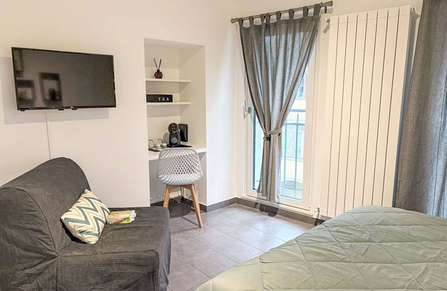 Nice apartment for 3 people with TV, balcony and pets allowed