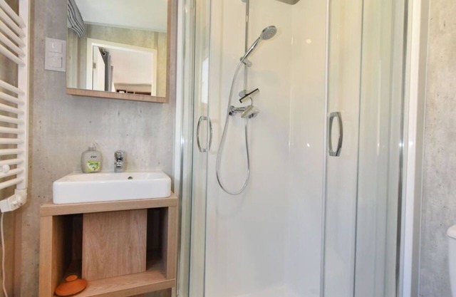 Nice apartment in villa for 4 people with A/C, WIFI, TV, terrace and pets allowed