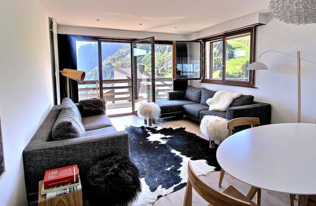Nice apartment SKI-IN in Les Crosets with 2 bedrooms, 2 bathrooms, and parking space (6-W)