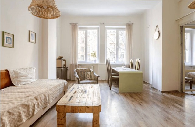 Nice apartment with WiFi in charming T'bilisi